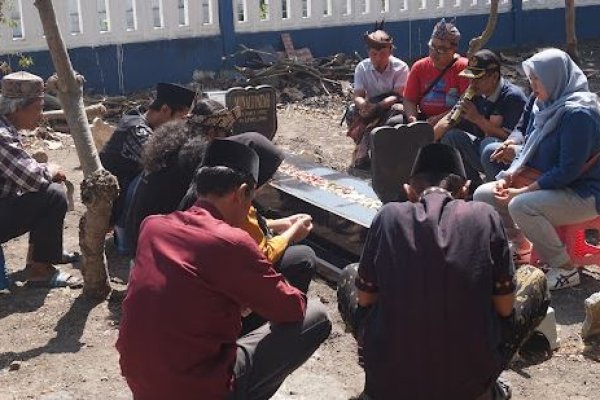 Ziarah dan doa bersama di makam Munali Patah